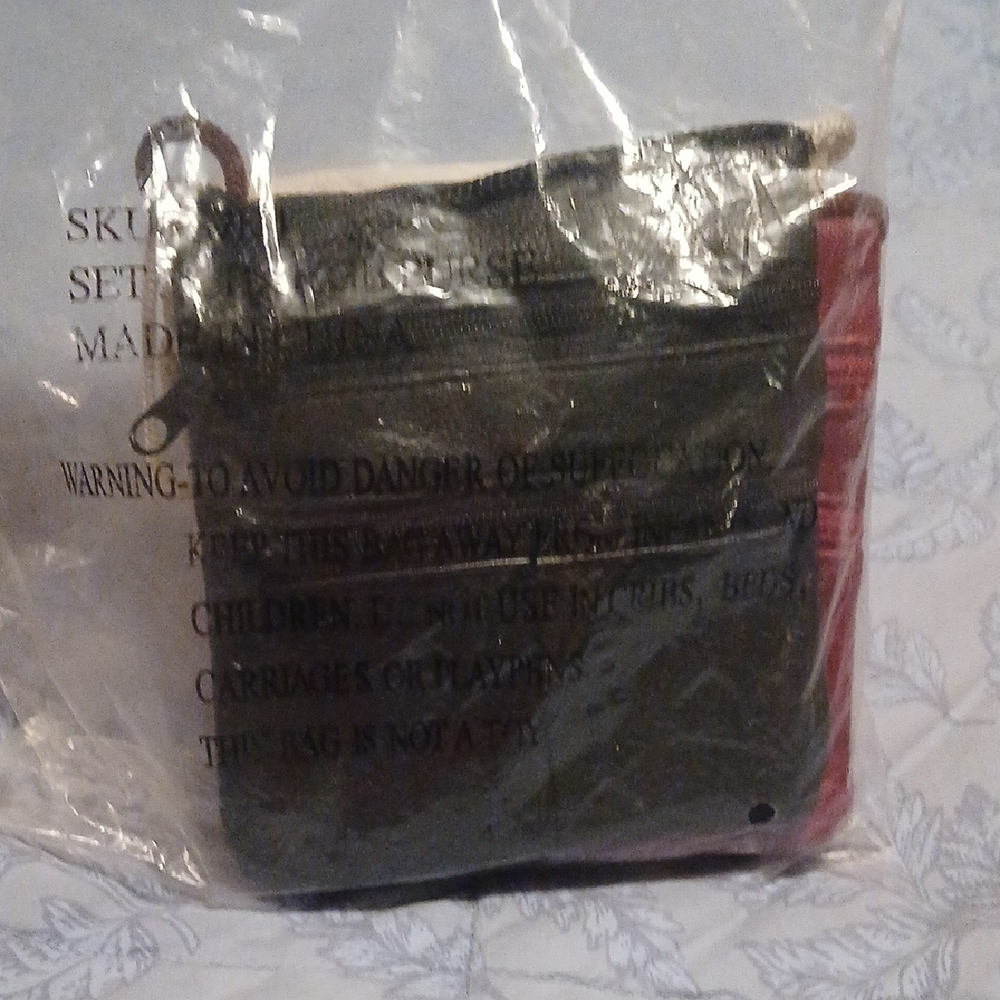 Change Purses Set of 3 - Black, Maroon & White